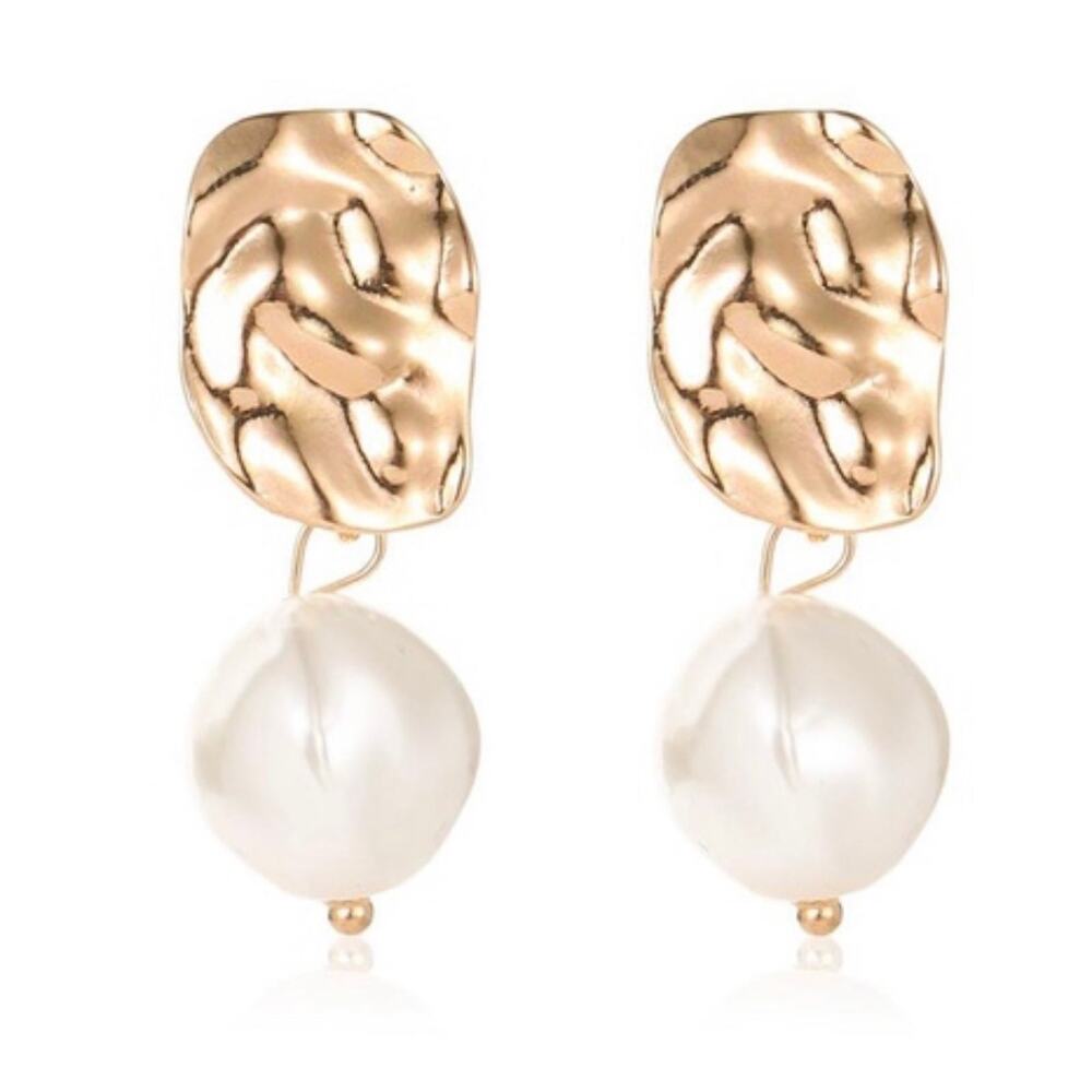 Pearl and Gold Drop Earrings